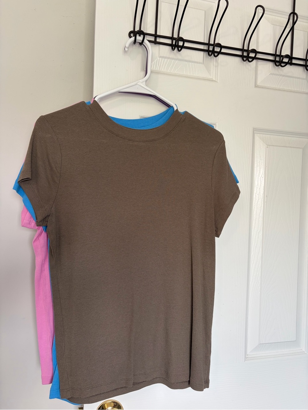 Women’s Crewneck Short-Sleeve Tee - Brown,Pink, Blue
